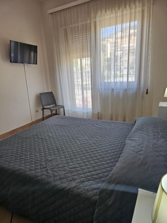 Rocksea Rooms Cefalù Esterno foto